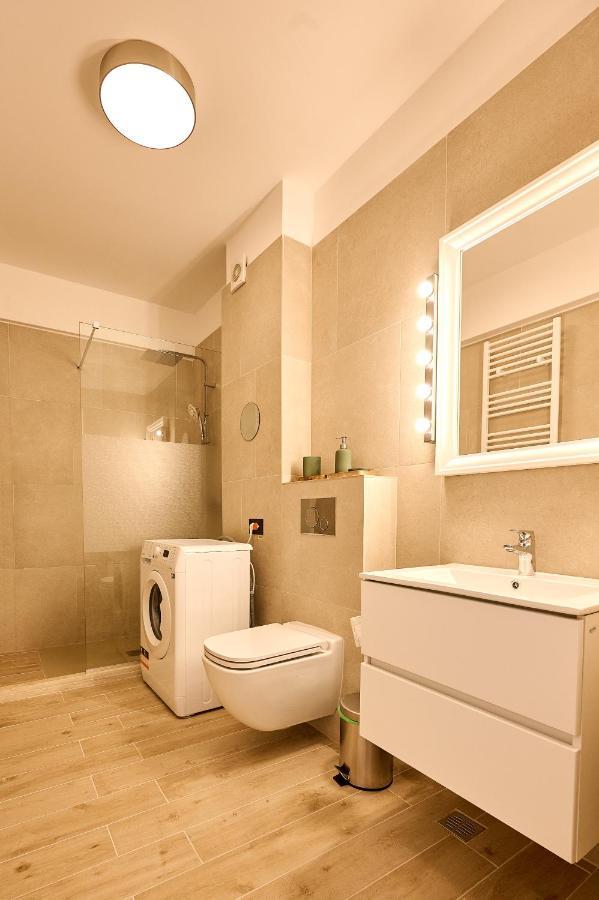 Studio Cornelia Seaview Spa&Pool In Infinity Beach Resort Mamaia Exterior foto