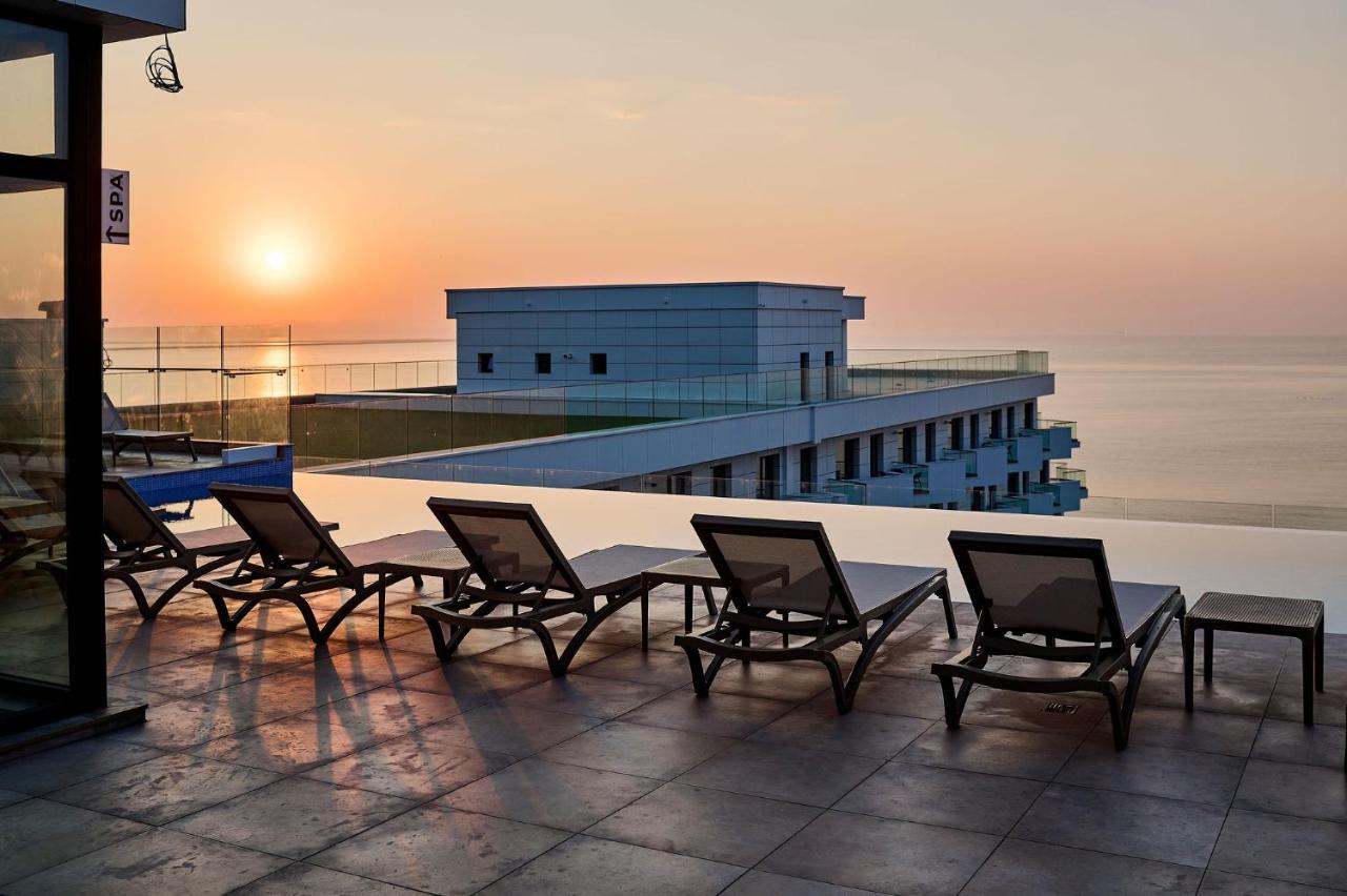 Studio Cornelia Seaview Spa&Pool In Infinity Beach Resort Mamaia Exterior foto