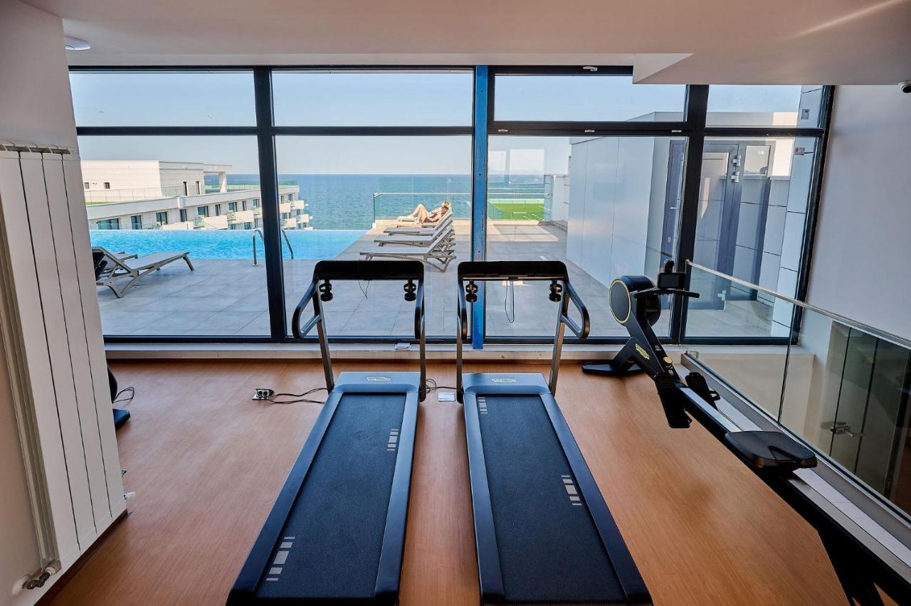 Studio Cornelia Seaview Spa&Pool In Infinity Beach Resort Mamaia Exterior foto
